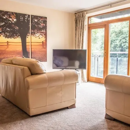 Ridge Hall A2b Apartment *